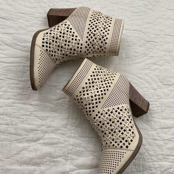 Franco Sarto Damsel Leather Woven Booties size 8.5 - Picture 5 of 7